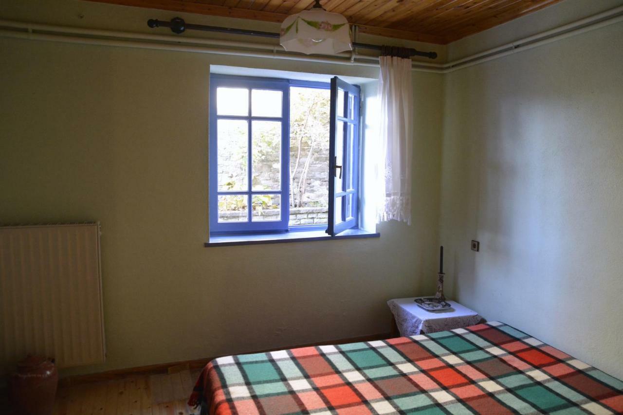 Petroto House Guest House Fragkades ภายนอก รูปภาพ