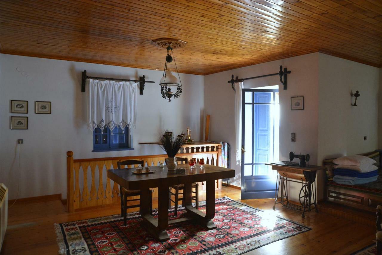 Petroto House Guest House Fragkades ภายนอก รูปภาพ